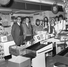 International Stores Trolley Dash