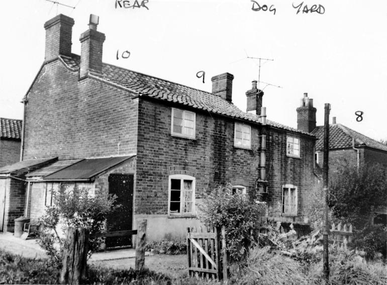 Photograph. Dog Yard, North Walsham (North Walsham Archive).