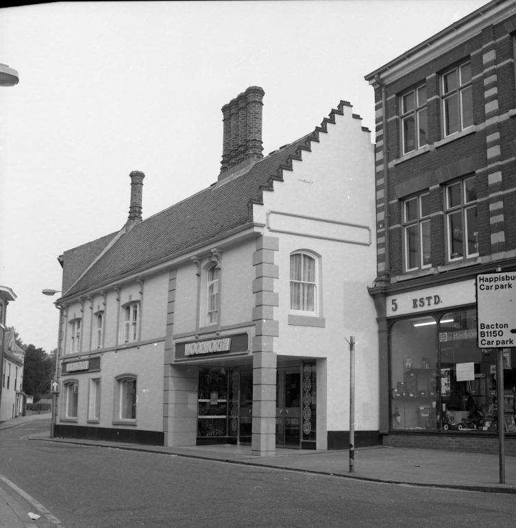 F. W. Woolworth & Co, Market Place (North Walsham Archive) Photograph. F. W. Woolworth & Co, Market Place (North Walsham Archive).