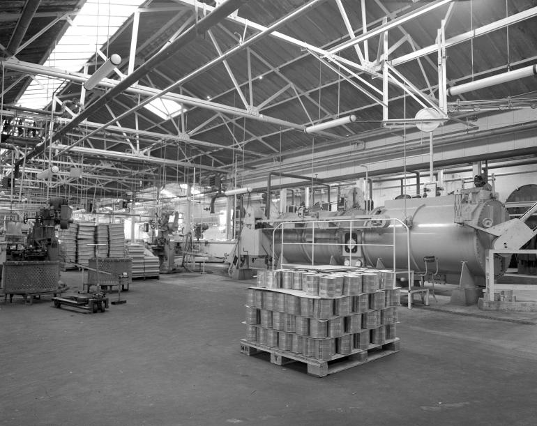 Photograph. HP Smedleys Factory Floor, Norwich Road (North Walsham Archive).
